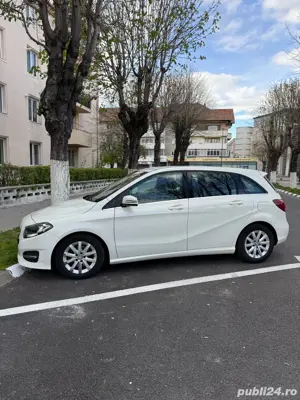 Mercedes Benz B180, automat, benzina, AC, senzori, impecabil, padele volan, incalzire scaune - imagine 2
