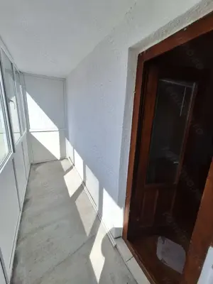 65900 euro!! Ap. cu 3 Camere Et 4 Zona Girocului-Baricada - imagine 11 65900 euro!! Ap. cu 3 Camere Et 4 Zona Girocului-Baricada - imagine 11