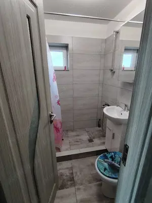 Închiriez garsonieră regim hotelier.. - imagine 4 Închiriez garsonieră regim hotelier.. - imagine 4