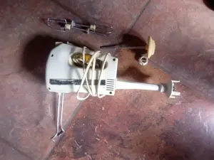 Vând mixer vertical Taurus Spania 600 w+robot platinum - imagine 4