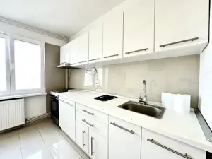 Apartament 3 camere, 68 mp utili, bloc izolat termic-Iulius Mall - imagine 4