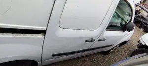 Dezmembrez / dezmembrari piese auto Renault Kangoo II facelift haion an 2014 motor 1.5DCI K9K636 cut - imagine 4