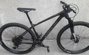 Focus Raven 8.6, 2021, Carbon M 46cm, 29", RockShox Judy Gold (Cititi Descrierea)