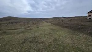 Teren pretabil pentru constructie casa, situat in Deva, zona Vulcan - imagine 6