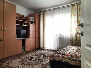 Baia Mare Apartament 3 Camere decomandat Oituz Zona Ursus - imagine 8