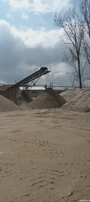 Transport basculabil,nisip ,pietriș, pământ vegetal 