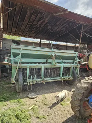 Vând utilaje agricole  - imagine 5