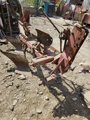 Vând utilaje agricole  - imagine 8