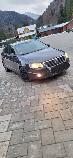 Vând Volkswagen Passat