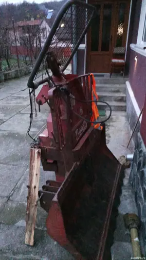 Troliu tractor forestier - imagine 2