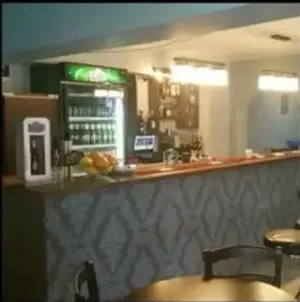 Vând spațiu comercial+apartament +garsoniera  - imagine 10