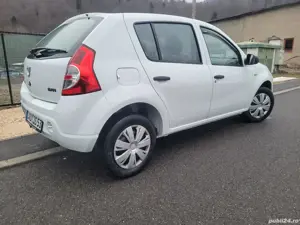 Dacia Sandero 1.4 benzina - imagine 3 Dacia Sandero 1.4 benzina - imagine 3