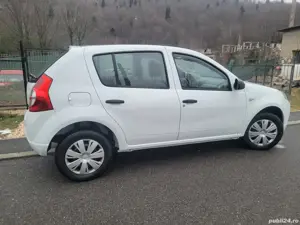 Dacia Sandero 1.4 benzina - imagine 4 Dacia Sandero 1.4 benzina - imagine 4