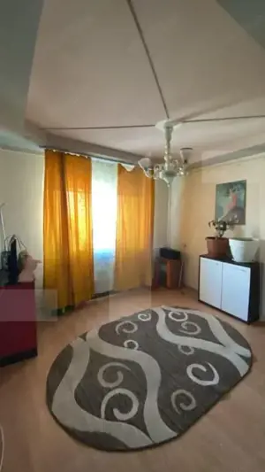 Apartament de vanzare, cu 5 camere, zona 300 Micalaca - imagine 7