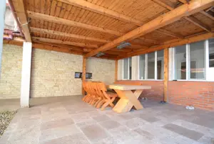 Casa cu teren de 5165 mp in Becicherecu Mic, la artera principala - imagine 4