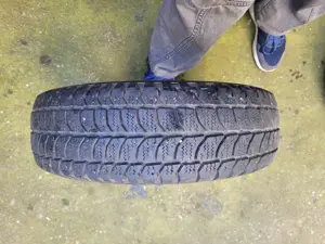 Convenabil 2 buc. anvelope Matador 185/70 R13 si 1 buc.Debica 185/70 R14 in stare buna - imagine 3