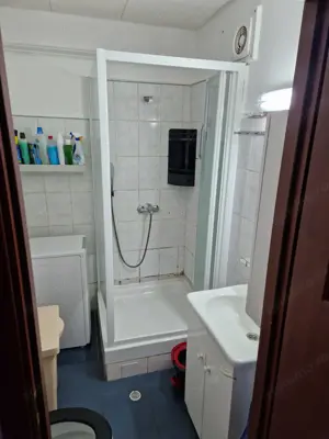 Apartament de inchiriat 3 camere - imagine 8