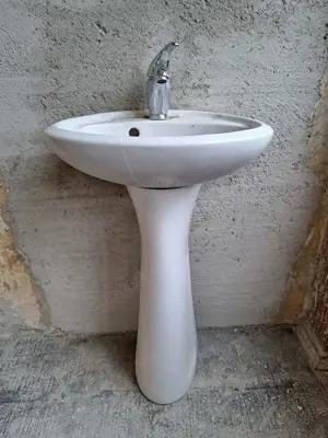 Chiuveta Lavoar baie Mondial vase WC freestanding cu rezervor si capac