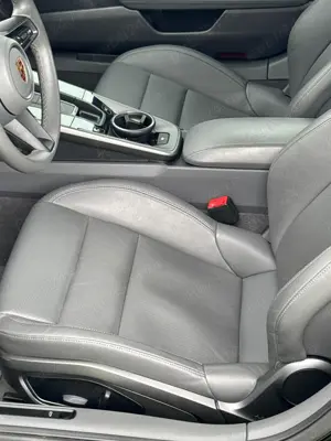 Porsche 911 Carrera 2024 - imagine 7