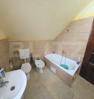 Casă de vânzare, cu 4 camere, 117 mp, zona Valea Rusului - imagine 7