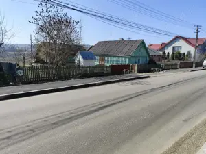 Vând casă bătrânească in Siret -Manastioara  - imagine 4