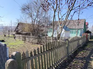 Vând casă bătrânească in Siret -Manastioara  - imagine 2