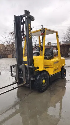 Vand stivuitor marca HYSTER 2.5 Tone