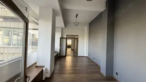 Spațiu birou ultracentral,s.u.207 mp, renovat, 4 încăperi,2 băi,?, nemobilat - imagine 5