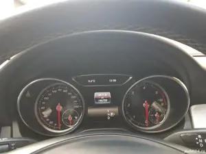 Mercedes Gla 220d 4matic 180cai proprietar in acte  - imagine 6