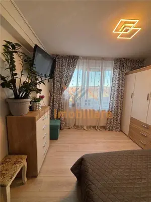 APARTAMENT  3 CAMERE | ETAJUL 6 | STR. COPOSU | ROGERIUS | ORADEA - imagine 12