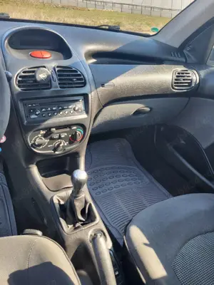 Peugeot 206 Sedan - imagine 2