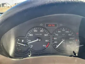 Peugeot 206 Sedan - imagine 4