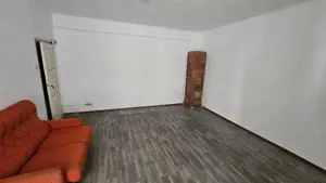 Spatiu zona Garii   statia Faget   38 mp   vizibilitate stradala - imagine 3