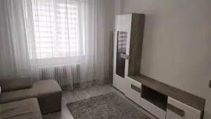 Vand garsoniera in Deva, zona Progresul, parter, bloc de 3 etaje, izolat exterior, mobilata - imagine 3