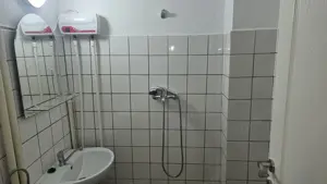 Vand garsoniera in Deva, zona Progresul, parter, bloc de 3 etaje, izolat exterior, mobilata - imagine 6