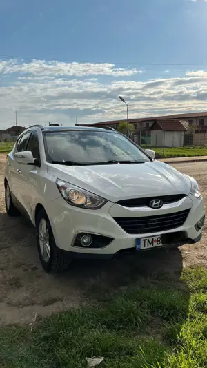 Hyundai IX35 4X4,Automată 2,0, 186 CP - imagine 2