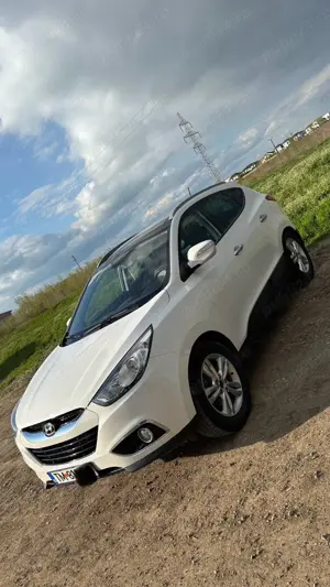 Hyundai IX35 4X4,Automată 2,0, 186 CP - imagine 6