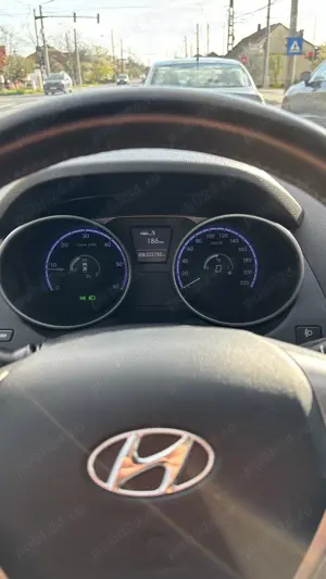 Hyundai IX35 4X4,Automată 2,0, 186 CP - imagine 8