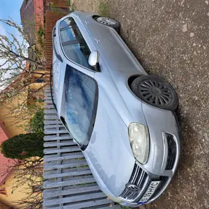 Vând vw golf 5,an fabricatie 2009 - imagine 2