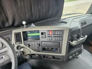 Vand Volvo FM si cisterna bitum Kassbohrer 2020 - imagine 9