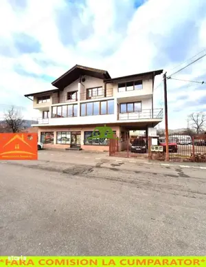 Spatii de inchiriat cladire/curte la 1 km de Shopping City Rm.Vl.