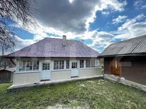 Casa la munte, teren 8324 mp, anexe, zona comuna Bucium - imagine 12