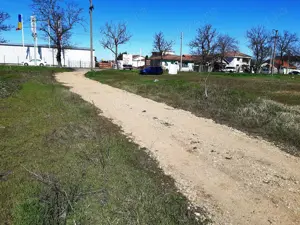 TEREN INTRAVILAN 620 MP in loc. Santandrei cu PUZ la sosea asfaltata.PRET 33.000 euro  - imagine 2