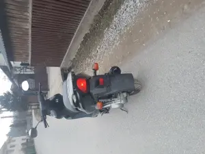 Suzuki epicuro 125cc  - imagine 2 Suzuki epicuro 125cc  - imagine 2