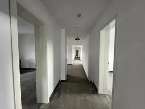 Lugoj, Pensiune 16 Cam., 850 Mp, Renovata Str. Principala - imagine 11