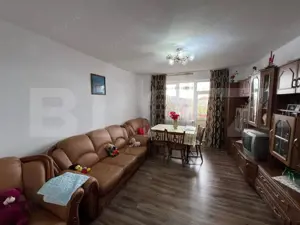 Apartament ultra-spatios de 3 camere, decomandat, 80 mp 