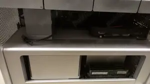 Apple MacPro 5.1, 2xXeon X5650, 32GB, Fusion 3.25TB, AMD Radeon RX 460 - imagine 3