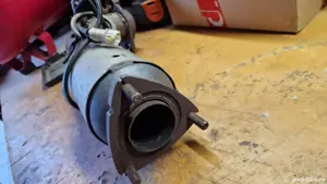 Vând catalizator Suzuki 