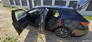 Toyota corolla hibrid break - imagine 4