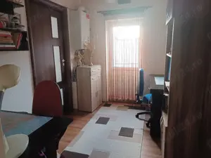 De vânzare vilă S+P+1 ( 2 apartamente  tip duplex) 7camere, 2 băi. - imagine 9